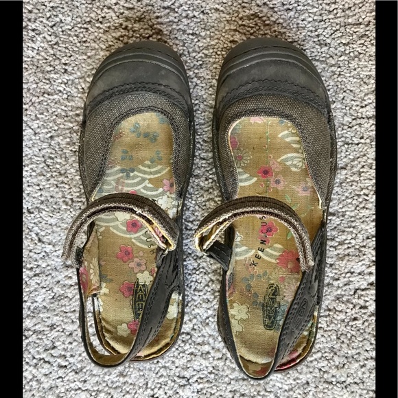 Keen Shoes - Keen Sandals size 7